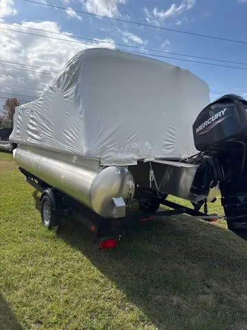 Slide: The Image of Sun Tracker Party Barge 16 2026 - 3