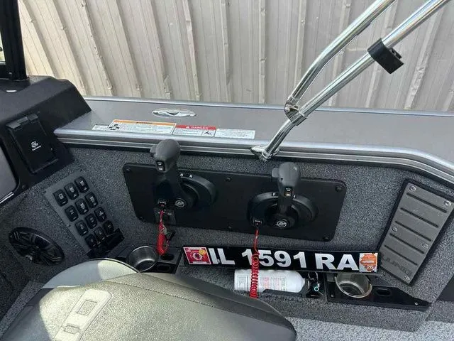 Slide: The Image of Lund 2075 Pro-V Sport 2025 - 11