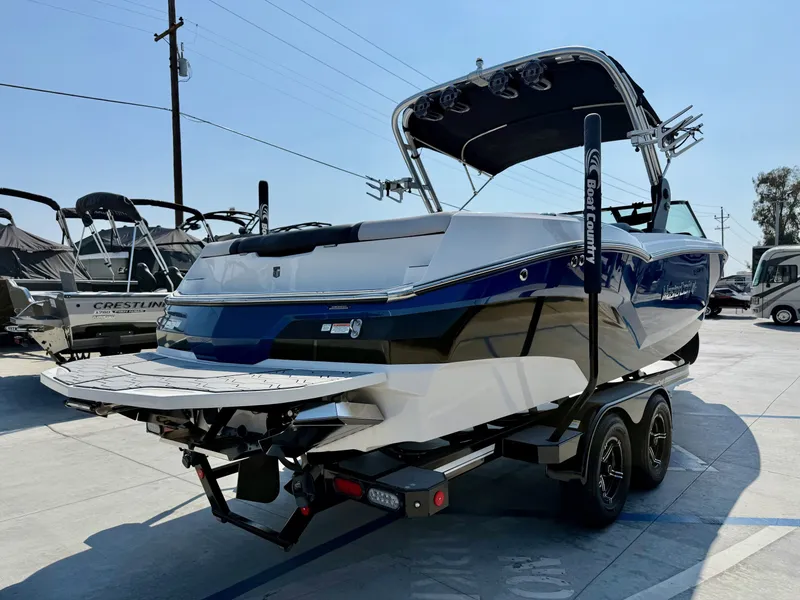 Slide: The Image of MasterCraft NXT24 2021 - 4