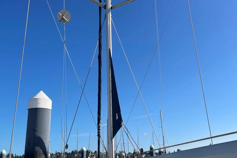Slide: The Image of Sailboat mast and rigging against clear blue sky, Hunter 49, 2008 model. - 72