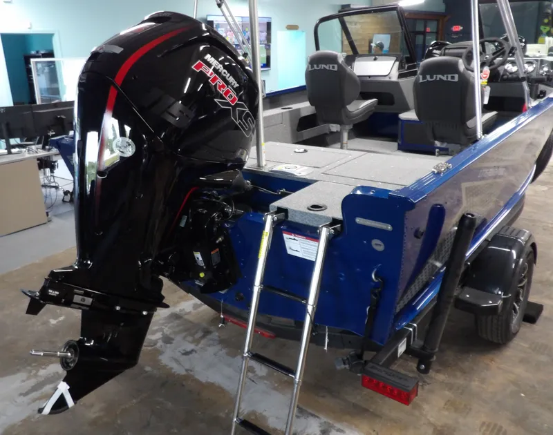 Slide: The Image of Lund 1775 Adventure Sport 2026 - 11