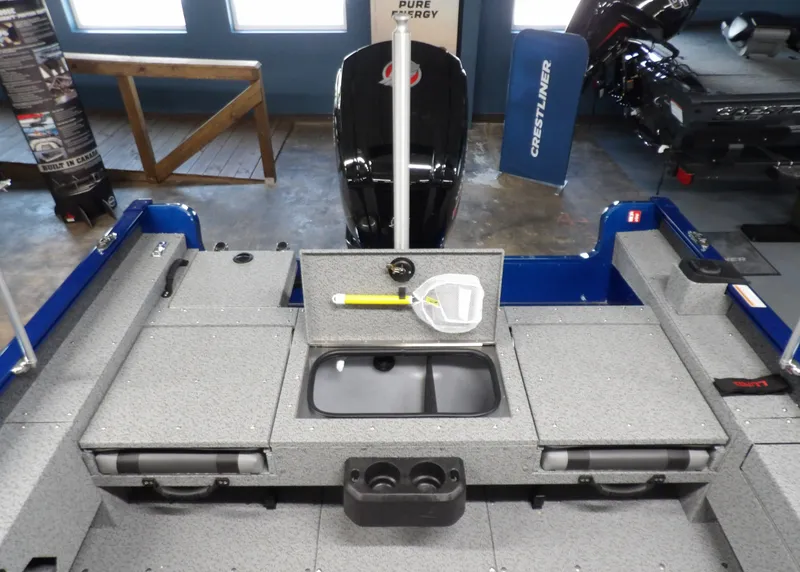 Slide: The Image of Lund 1775 Adventure Sport 2026 - 9