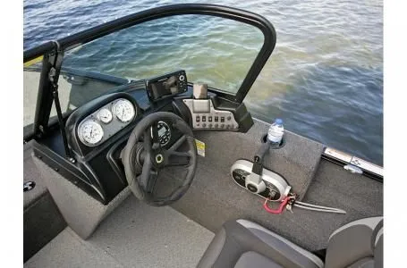 Slide: The Image of Lund 1650 Rebel XL Sport 2024 - 13