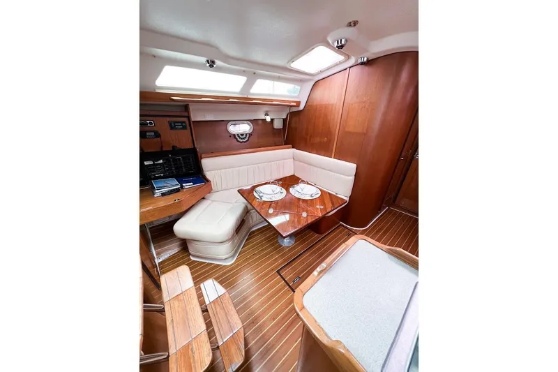 Slide: The Image of Salon port side dining area. - 6