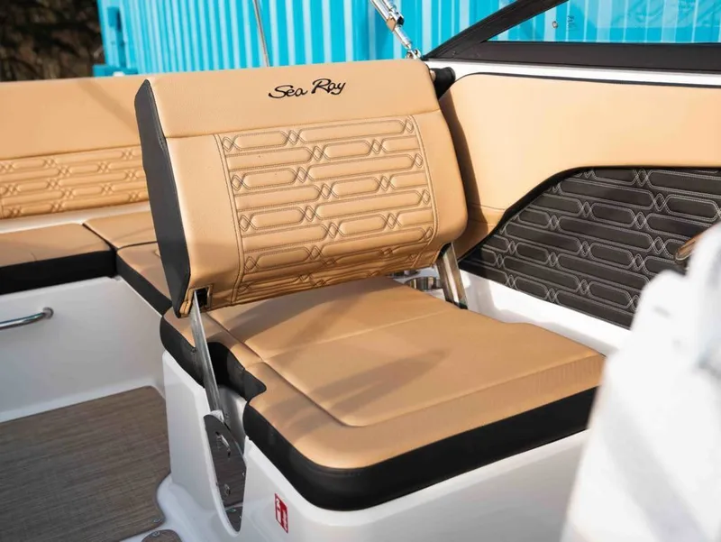 Slide: The Image of Sea Ray SPX 210 Outboard 2026 - 14