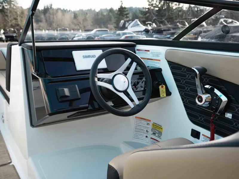 Slide: The Image of Sea Ray SPX 210 Outboard 2026 - 5