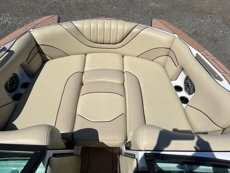 Slide: The Image of MB F22 TOMCAT 2022 - 12