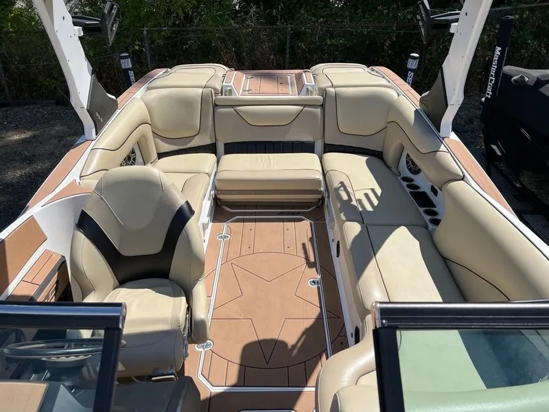 Slide: The Image of MB F22 TOMCAT 2022 - 13