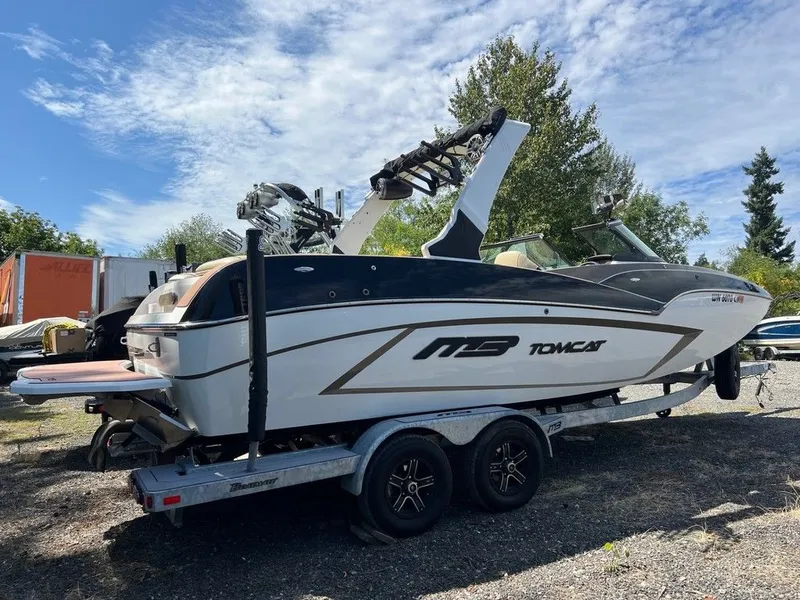 Slide: The Image of MB F22 TOMCAT 2022 - 3