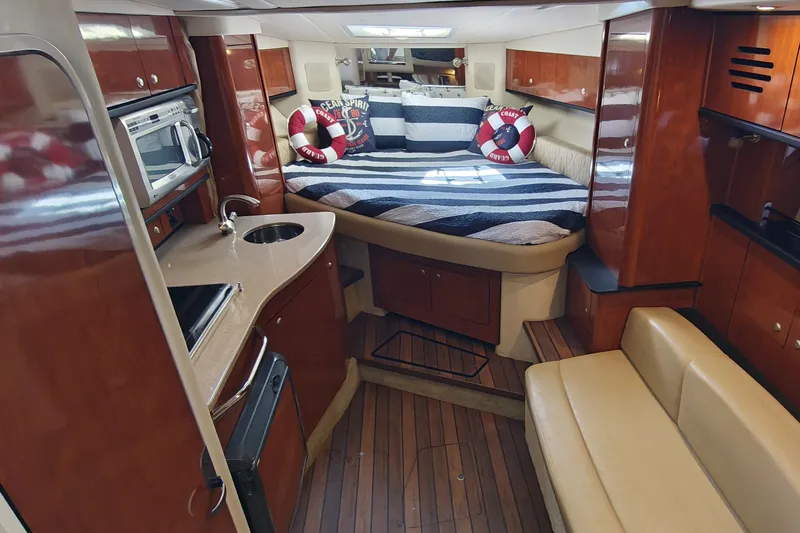 Slide: The Image of Sea Ray Sundancer 310 2007 - 10