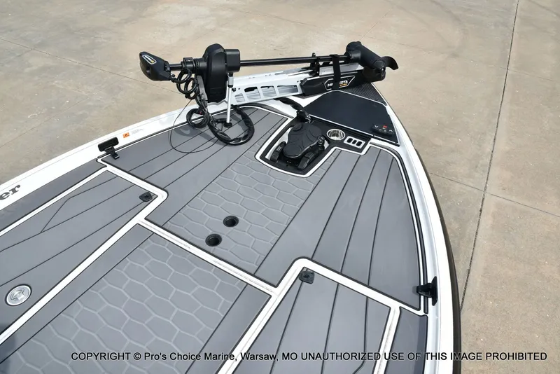 Slide: The Image of Ranger Z520R Traction Mat Interior 2026 - 12