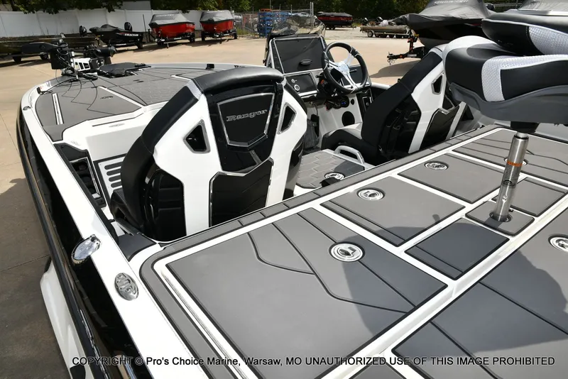 Slide: The Image of Ranger Z520R Traction Mat Interior 2026 - 40