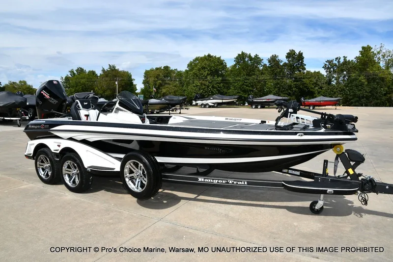 Slide: The Image of Ranger Z520R Traction Mat Interior 2026 - 84