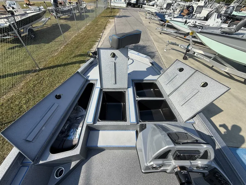 Slide: The Image of Xpress H18 Bass 2026 - 10