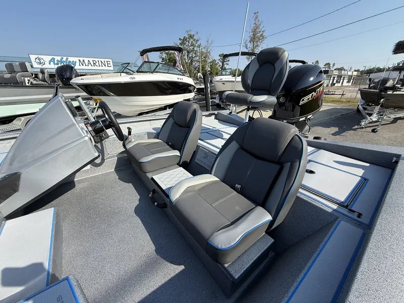 Slide: The Image of Xpress H18 Bass 2026 - 4