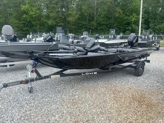 The Image of Lowe Stinger 175 2025 - 1