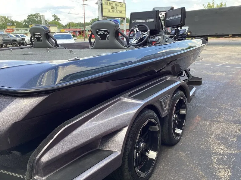 Slide: The Image of Skeeter FXR20 Select 2022 - 18