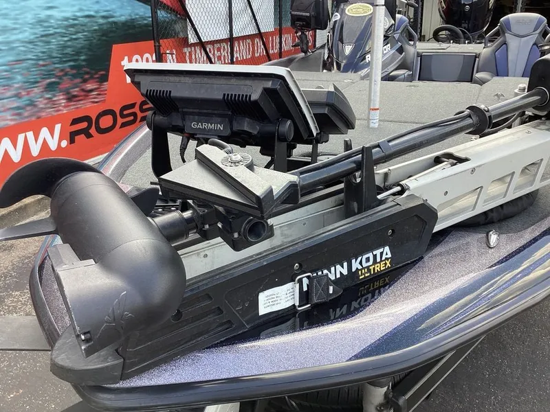 Slide: The Image of Skeeter FXR20 Select 2022 - 27