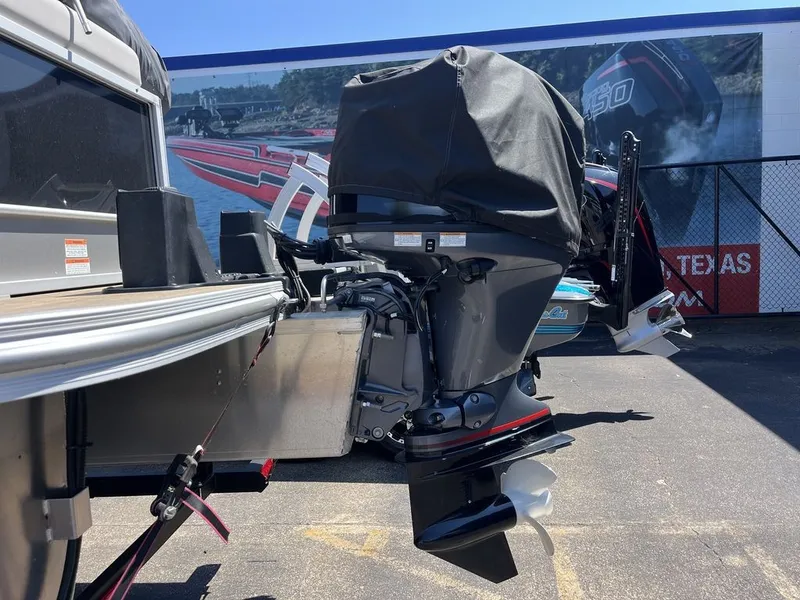 Slide: The Image of SunCatcher Select 20FC 2024 - 14