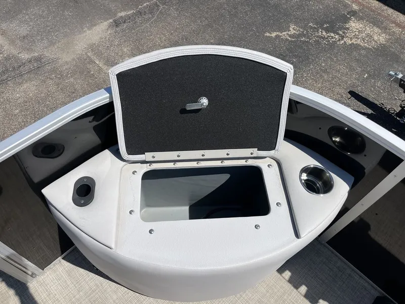 Slide: The Image of SunCatcher Select 20FC 2024 - 37