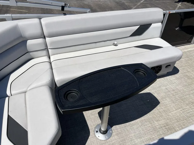 Slide: The Image of SunCatcher Select 20FC 2024 - 47