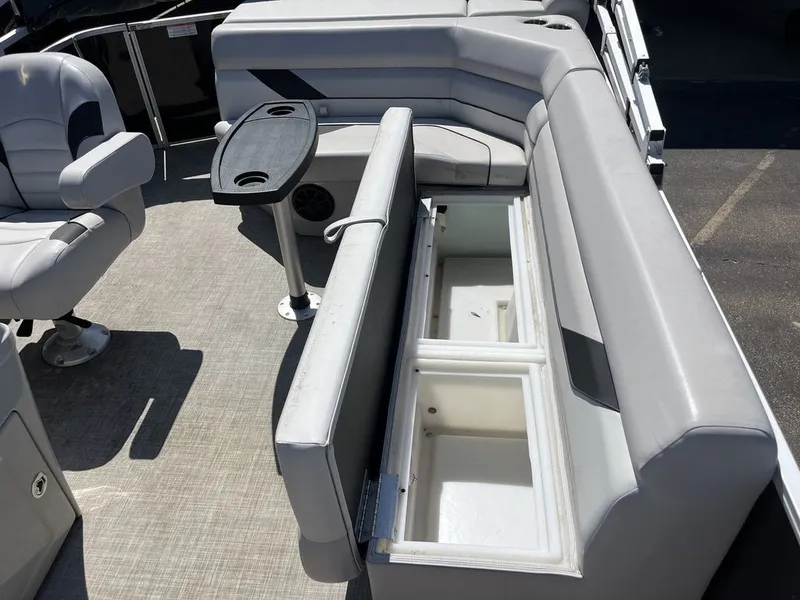 Slide: The Image of SunCatcher Select 20FC 2024 - 51