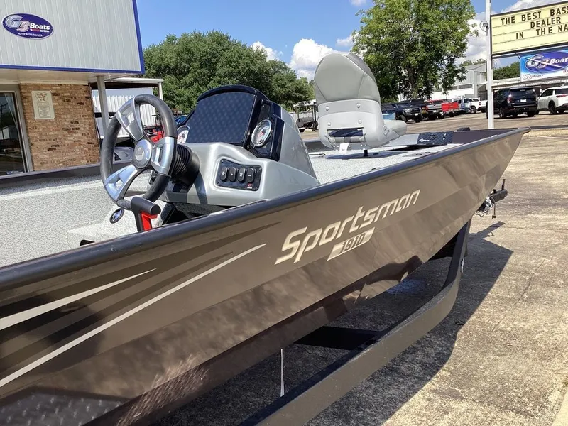 Slide: The Image of G3 Sportsman 1910 2025 - 15