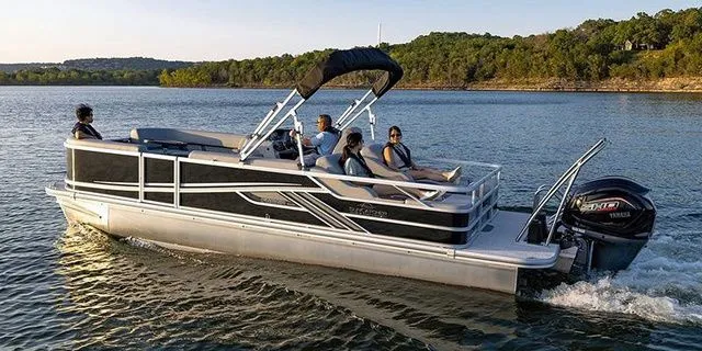 The Image of SunCatcher Fusion 324SS W/Yamaha 250 "SHO" No Trailer 2025 - 1