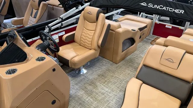 Slide: The Image of SunCatcher Fusion 324SS W/Yamaha 250 "SHO" No Trailer 2025 - 10