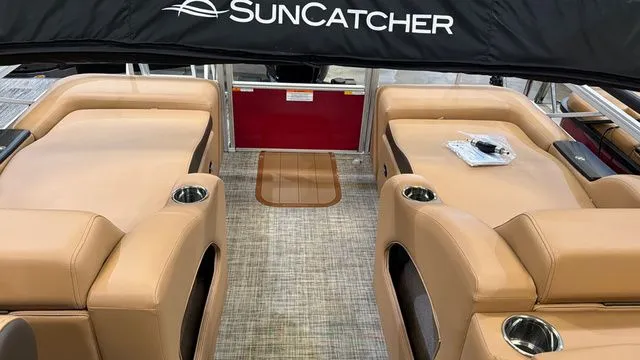 Slide: The Image of SunCatcher Fusion 324SS W/Yamaha 250 "SHO" No Trailer 2025 - 12