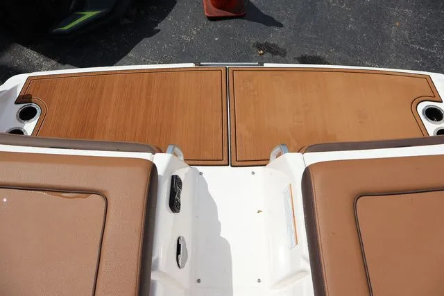 Slide: The Image of Yamaha 275SE-POWDER BLUE-ALUMINUM 2025 - 26