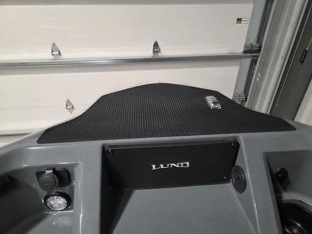 Slide: The Image of Lund 189 Tyee GL Sport 2026 - 25