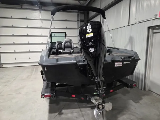 Slide: The Image of Lund 189 Tyee GL Sport 2026 - 4