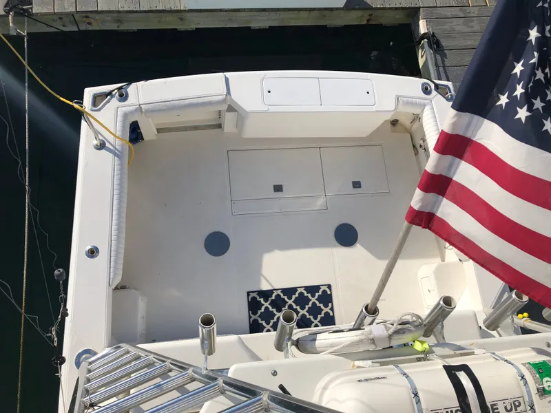 Slide: The Image of Cabo 31 Express 2000 - 18