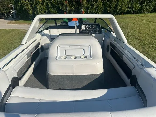 Slide: The Image of MasterCraft ProStar 1991 - 8