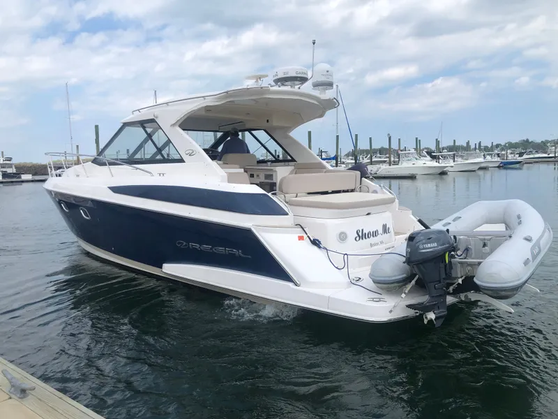 The Image of Regal 42 Sport Coupe 2011 - 0