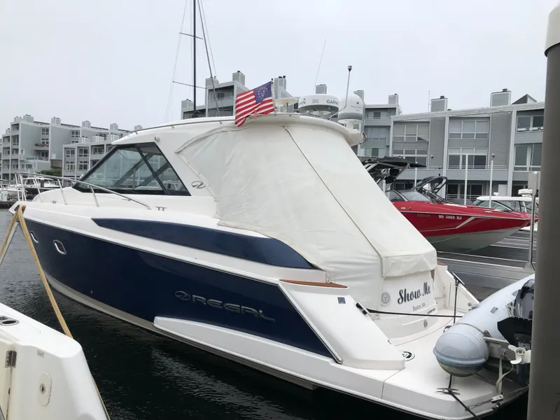 Slide: The Image of Regal 42 Sport Coupe 2011 - 6