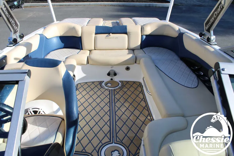 Slide: The Image of MasterCraft X-25 2010 - 16