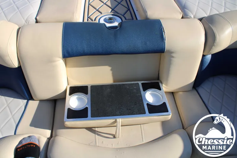 Slide: The Image of MasterCraft X-25 2010 - 26