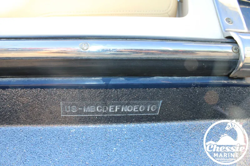 Slide: The Image of MasterCraft X-25 2010 - 30