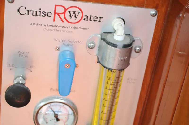 Slide: The Image of Control panel of a 1981 Hardin 45 Voyager with water selector valve and flow meter. - 22