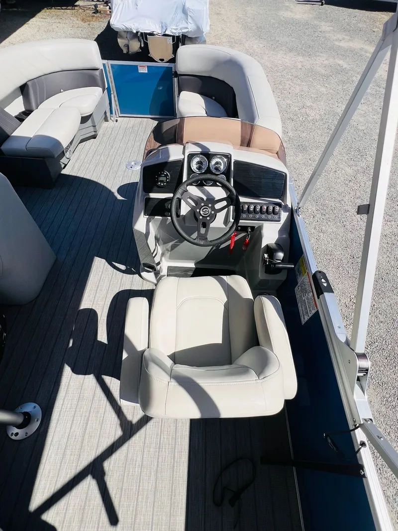 Slide: The Image of Sylvan Mirage Cruise 8520 Cruise 2022 - 16