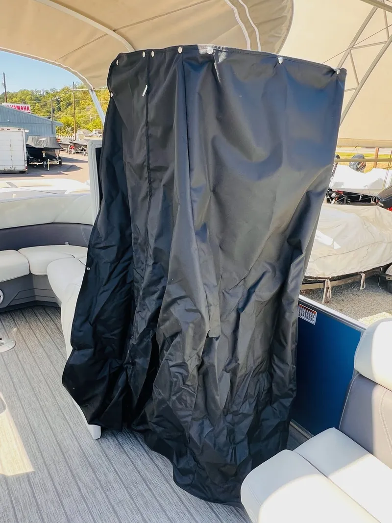 Slide: The Image of Sylvan Mirage Cruise 8520 Cruise 2022 - 19