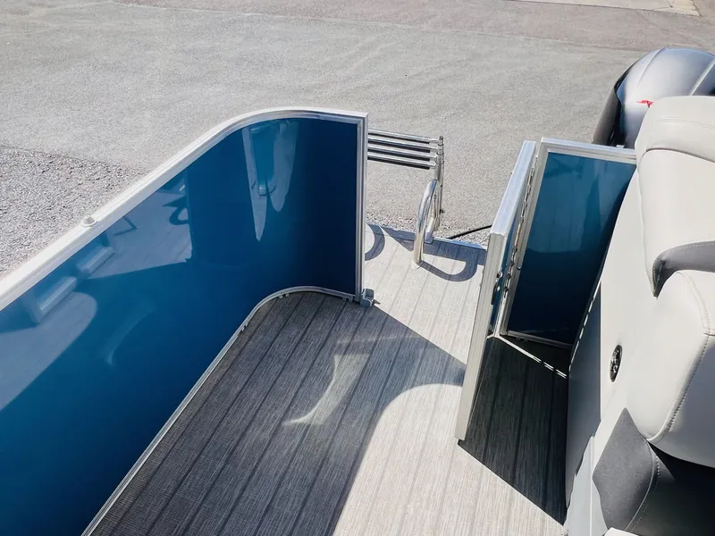 Slide: The Image of Sylvan Mirage Cruise 8520 Cruise 2022 - 22