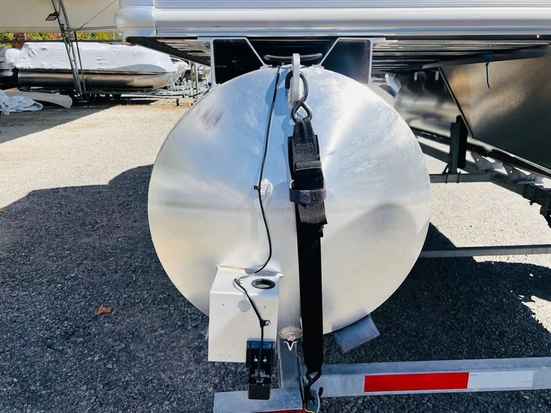 Slide: The Image of Sylvan Mirage Cruise 8520 Cruise 2022 - 25