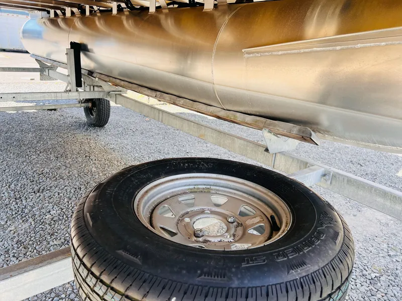 Slide: The Image of Sylvan Mirage Cruise 8520 Cruise 2022 - 32