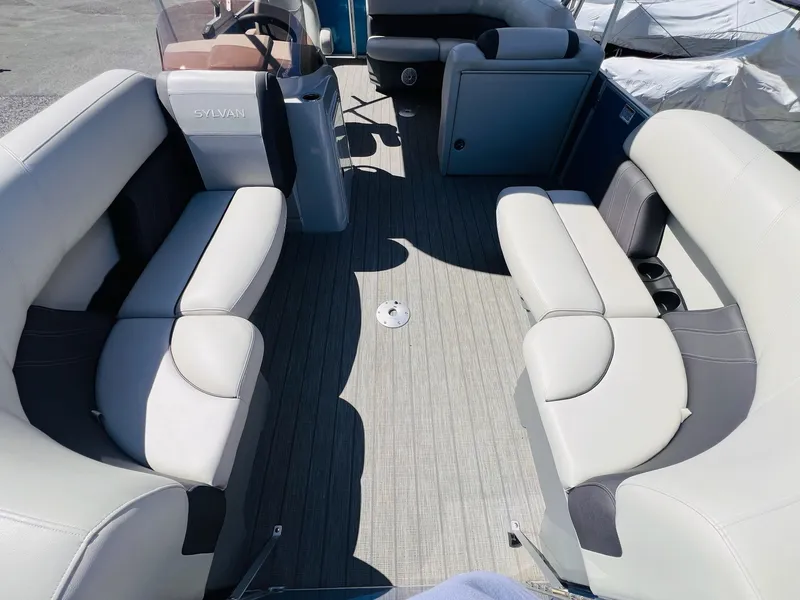 Slide: The Image of Sylvan Mirage Cruise 8520 Cruise 2022 - 34