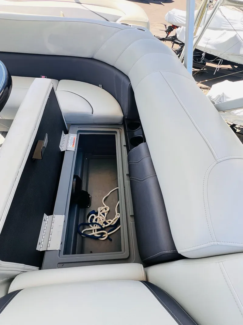 Slide: The Image of Sylvan Mirage Cruise 8520 Cruise 2022 - 48