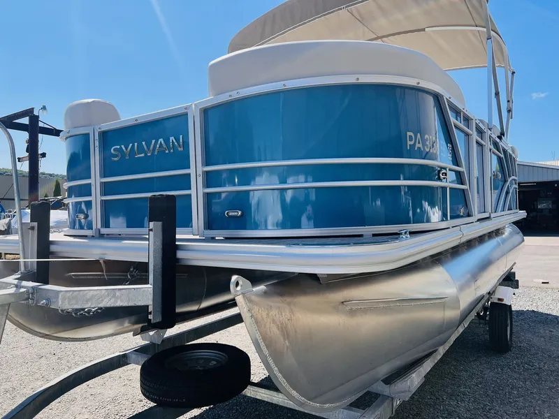 Slide: The Image of Sylvan Mirage Cruise 8520 Cruise 2022 - 8