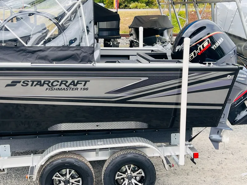 Slide: The Image of Starcraft Fishmaster 196 2026 - 27